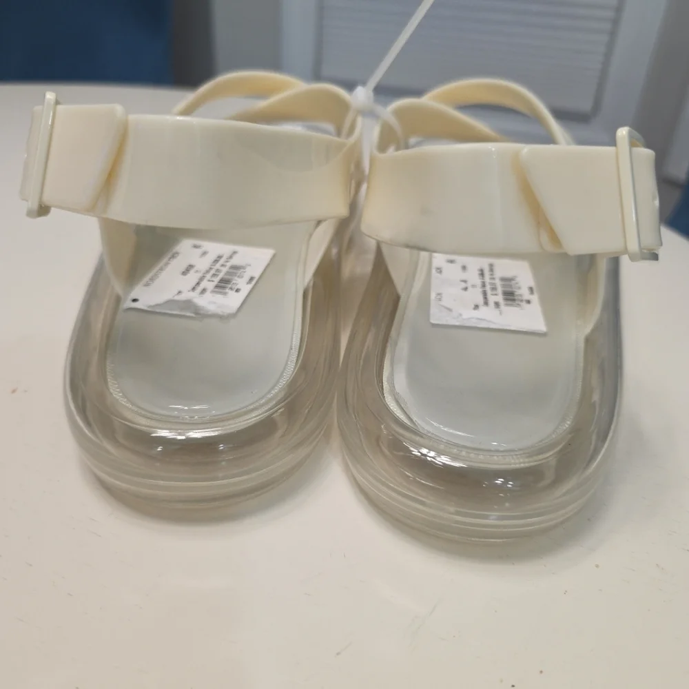 Tory Burch Crisscross Strap Jelly Sandal in New Ivory Size 11